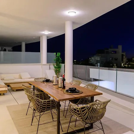 Beautiful West Facing 2-bedroom In The Prestigous Higueron West *
